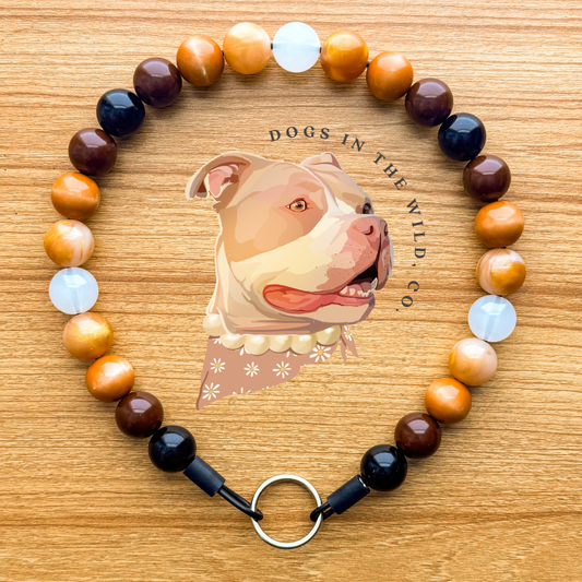 Collar de cuentas de color café derretido